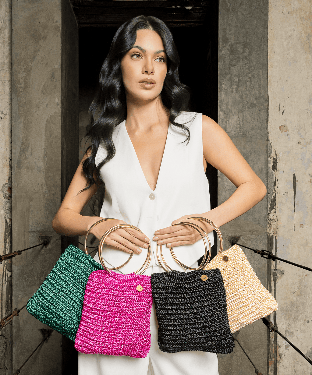 BOLSA DE MANO VICTORIA
