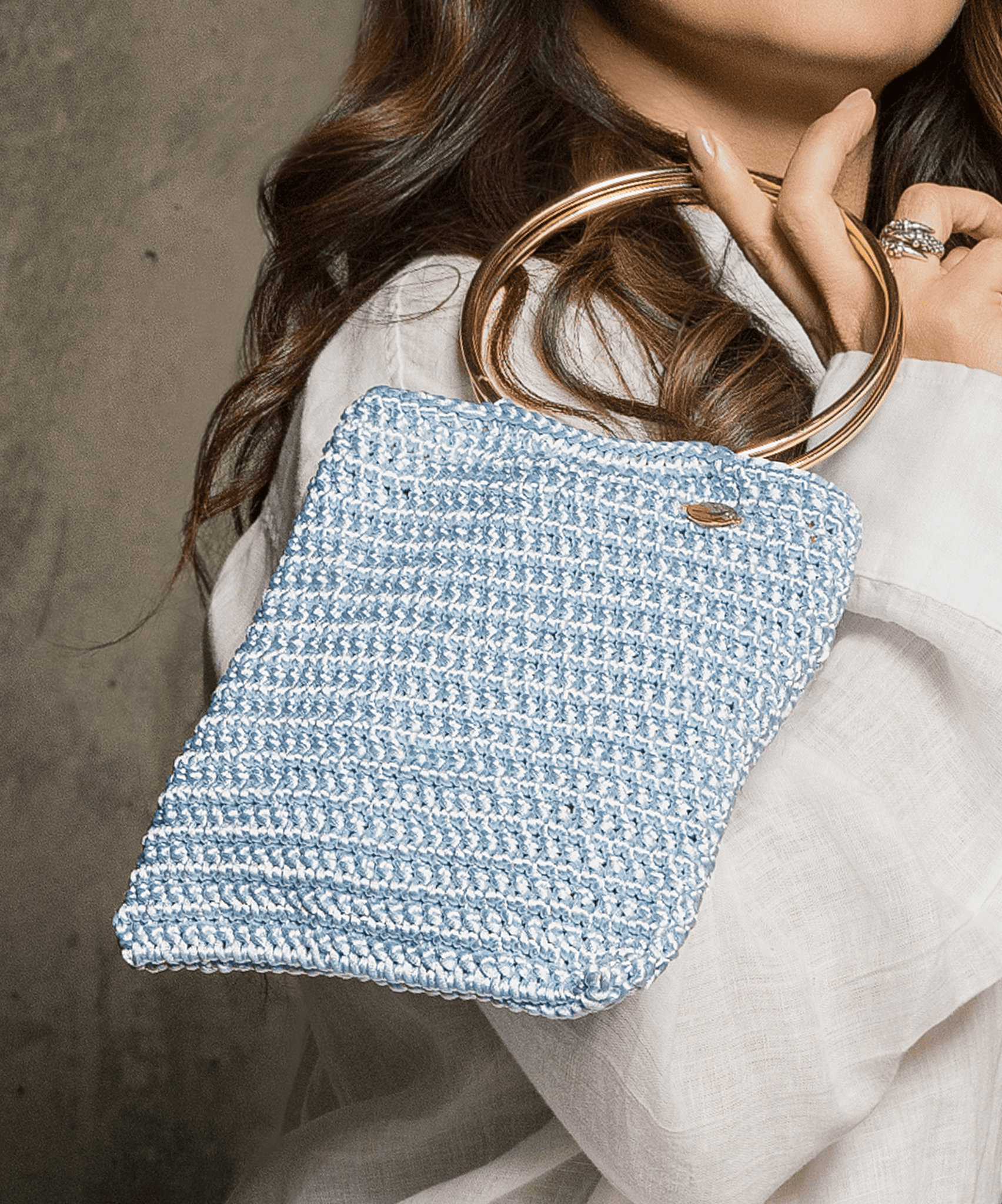 BOLSA DE MANO VICTORIA